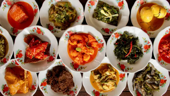 Kenalkan Konsep Unik, Selebriti Chef Ini Ubah Makanan Lokal Minangkabau Jadi Super Mewah