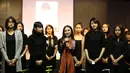 Kepergian sang General Manajer member JKT 48, Inao Jiro, tentunya menjadi kesedihan tersendiri bagi para personil idol grup JKT 48. Tak ingin larut dalam kesedihan, para member punya rencana untuk ke depannya. (Bambang E. Ros/Bintang.com)