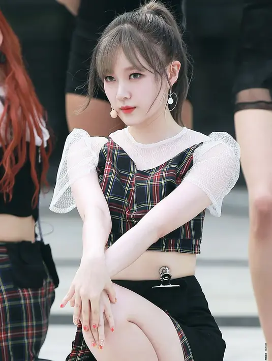 Keumjo 9Muses meurapakan gadis cantik kelahiran Daegu 17 Desember 1992. Tak hanya cantik, Keumjo mempunyai wajah yang imut. (Foto: koreaboo.com)