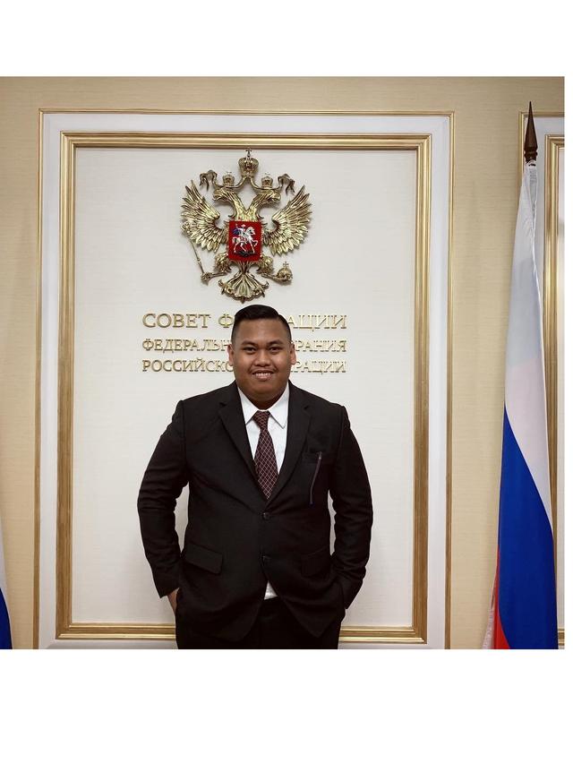 6 Potret Akbar 'Ajudan Pribadi', Dulu Kuli Bangunan Kini Selebgram Bergelimang Harta