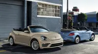 Volkswagen melucurkan versi pamungkas yaitu VW Beetle Final Edition SE dan SEL di ajang Los Angeles Auto Show 2018 yang digelar di Los Angeles, Amerika Serikat, 30 November-9 Desember 2018. (Carscoops)