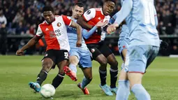 Setan Merah merampungkan transfer pemain yang berposisi sebagai bek, Tyrell Malacia dari tim Liga Belanda, Feyenoord. (AFP/Maurice Van Steen)