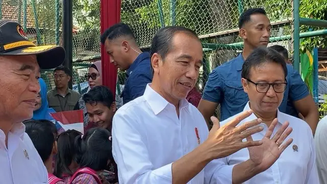 Presiden Joko Widodo atau Jokowi akan mengundang para mantan presiden untuk hadir dalam upacara Hari Ulang Tahun atau HUT ke-79 RI di Ibu Kota Nusantara (IKN),