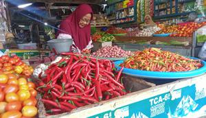 Harga cabai rawit di Pasar Induk Banyuwangi naik 3 kali lipat. (Hermawan Arifianto/Liputan6.com)