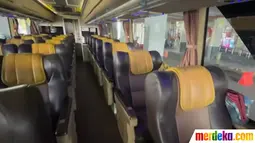 Tiket Bus PO Damri rute Pontianak-Kuching dijual dengan harga 105 Ringgit Malaysia atau mencapai Rp350 ribu. Bus ini memiliki konfigurasi seat 1-2 dengan beragam fasilitas yang terbilang nyaman dan mewah.