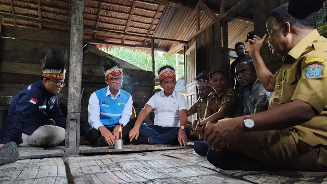 Kementerian ESDM dan PLN Percepat Pemerataan Akses Listrik PLN di Papua Lewat Program Lisdes