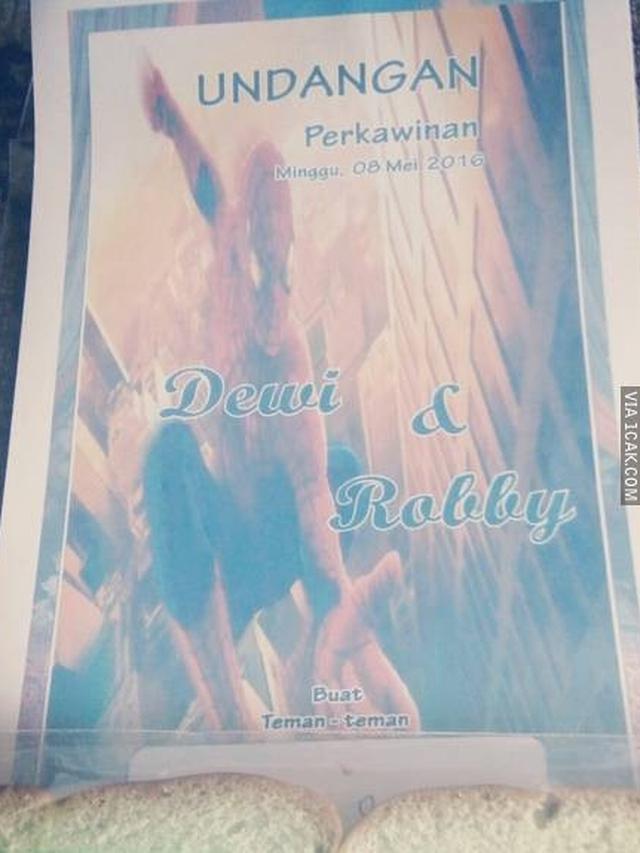 6 Desain Undangan Pernikahan Nyeleneh Ini Dijamin Bikin