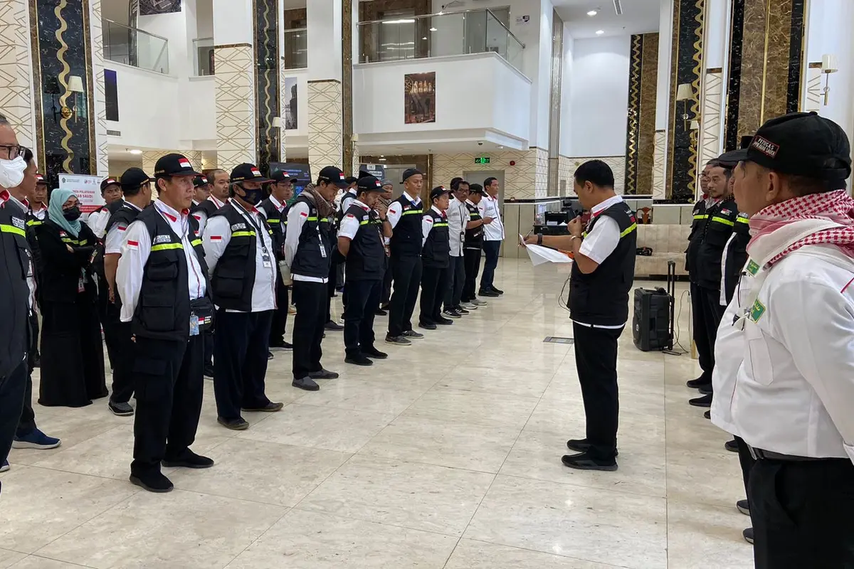 Petugas Penyelenggara Ibadah Haji (PPIH) Arab Saudi Daker Madinah diberangkatkan ke Makkah