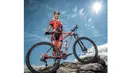 Tahun 2015, Jolanda Neff meraih medali emas di Leogang-Saalfelden pada kejuaraan European Games. (Bola.com/instagram/jolandaneff)