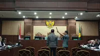 Khalid Basalamah Akui Kembalikan Uang 554 Ribu Dolar AS Hasil Fee Percepatan Haji ke KPK