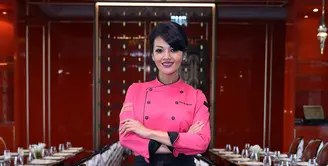Farah Quinn berupaya terus memanfaatkan kekayaan alam Indonesia dalam masakannya. Negara yang kaya akan rempah-rempah ini terus di gali demi menciptakan citra rasa baru dalam masakannya. (Nurwahyunan/Bintang.com)
