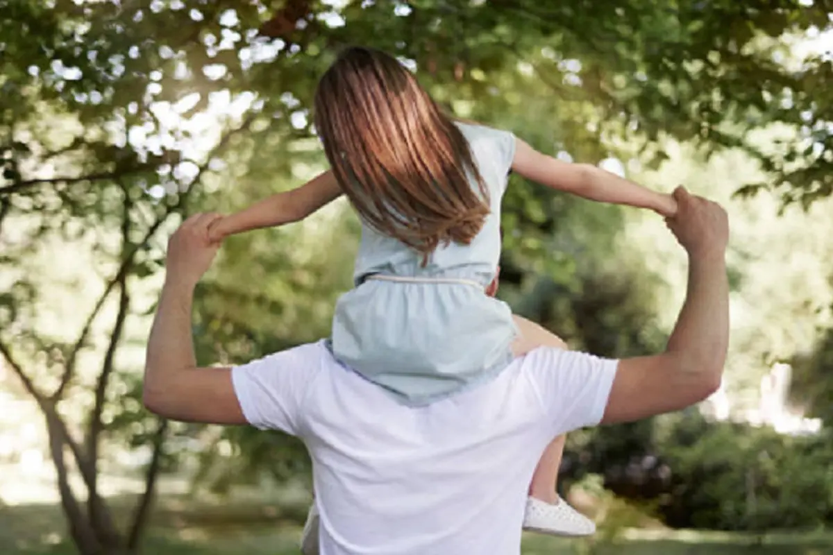 Ilustrasi ayah dan anak (iStock)