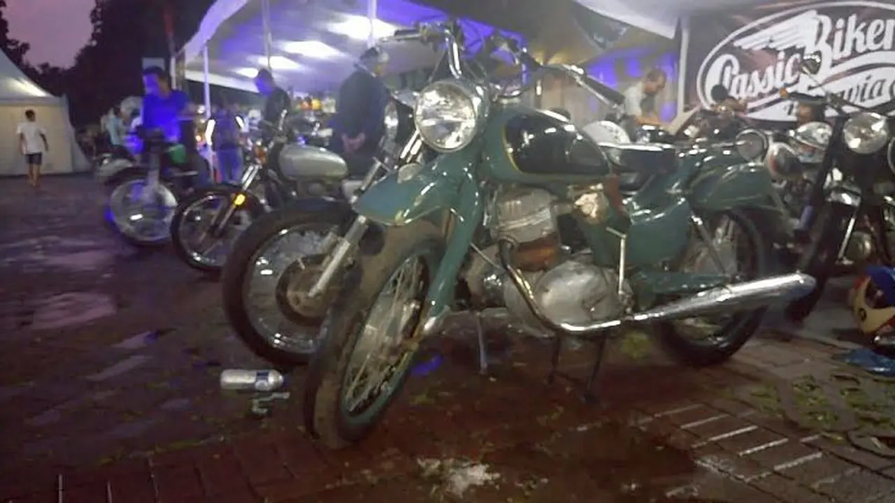 Motor Antik