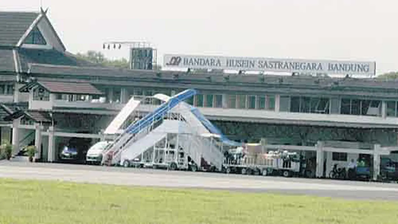 Bandara Husein Sastranegara Akan Direnovasi Bertema Sunda