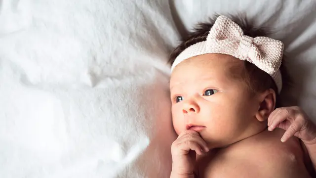 1. Berikan ASI atau Susu dengan Perlahan