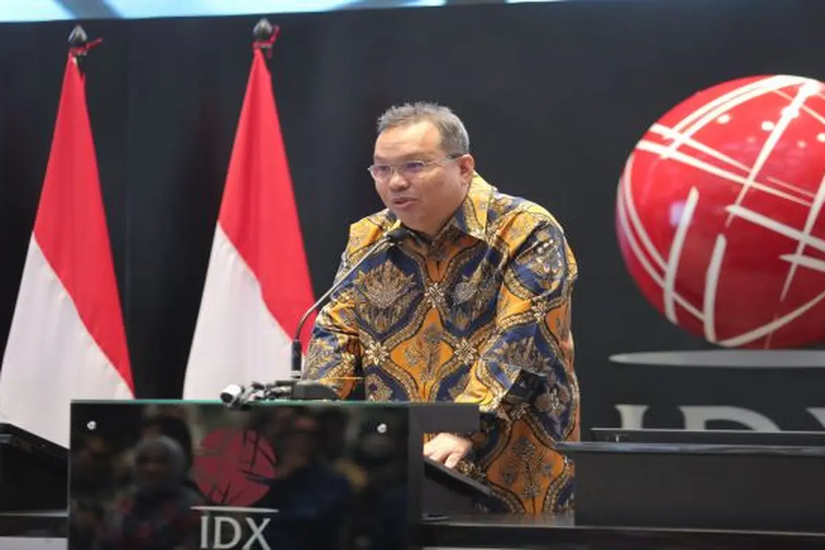 Direktur Utama BEI Iman Rachman saat pencatatan perdana saham PT Pertamina Geothermal Energy Tbk (PGEO), Jumat, (24/2/2023)  (Foto: BEI)