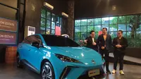 Mobil listrik produksi MG Motors Indonesia mengaspal di Surabaya. (Istimewa)