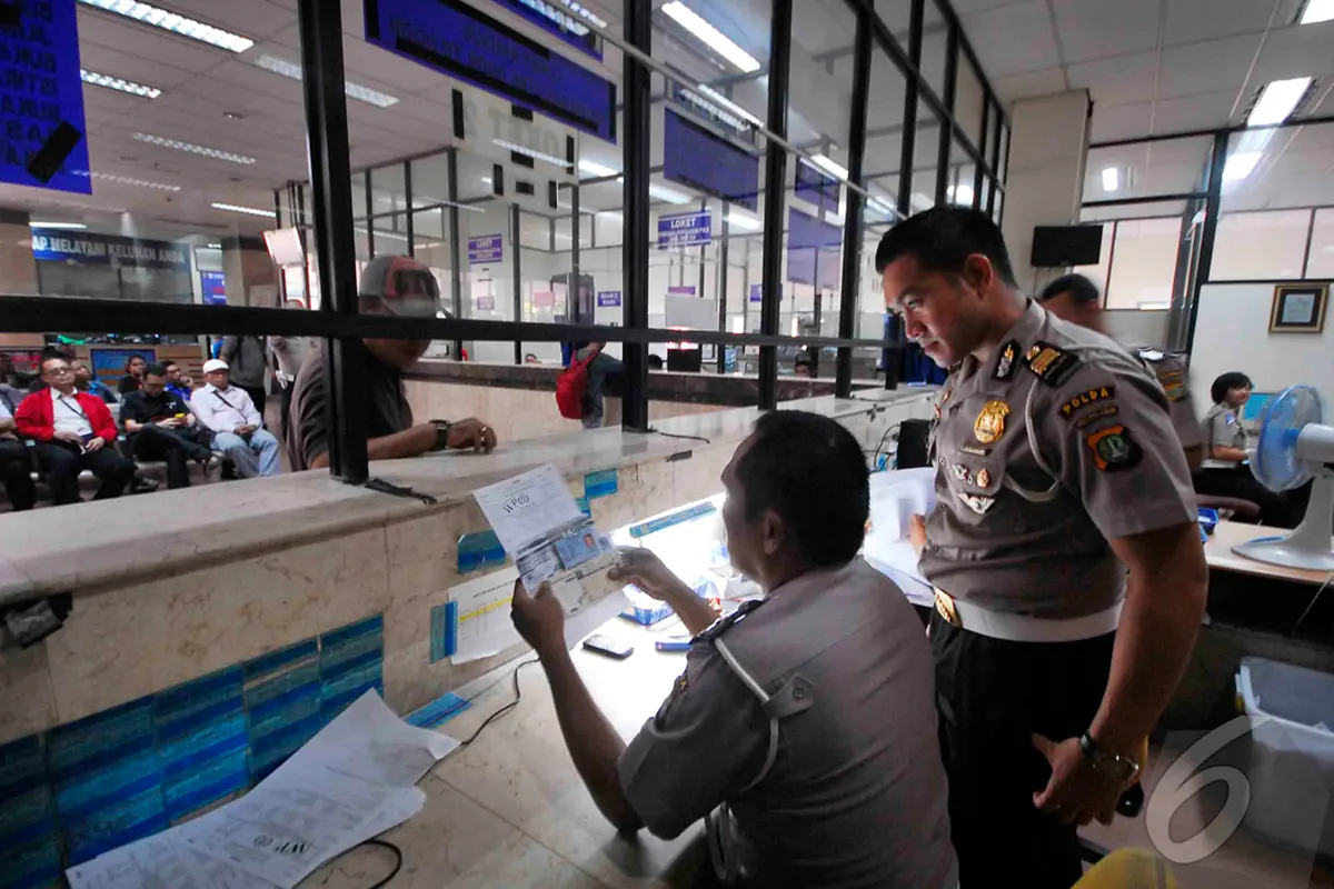 Pelayanan Samsat Kini 'Tak Kenal Istirahat'