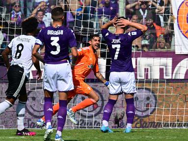 Fiorentina hanya puas memetik poin satu usai bermain imbang dengan Juventus pada laga pekan kelima Liga Italia di Stadion Artemio-Franchi, Sabtu (03/09/2022) malam WIB. (AFP/Vincenzo Pinto)