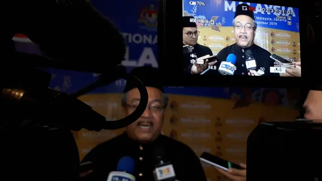 Duta Besar Zainal Abidin menceritakan peran mendiang BJ Habibie di acara peringatan Hari Kemerdekaan Malaysia ke-62. (Liputan6.com/Tanti Yulianingsih)