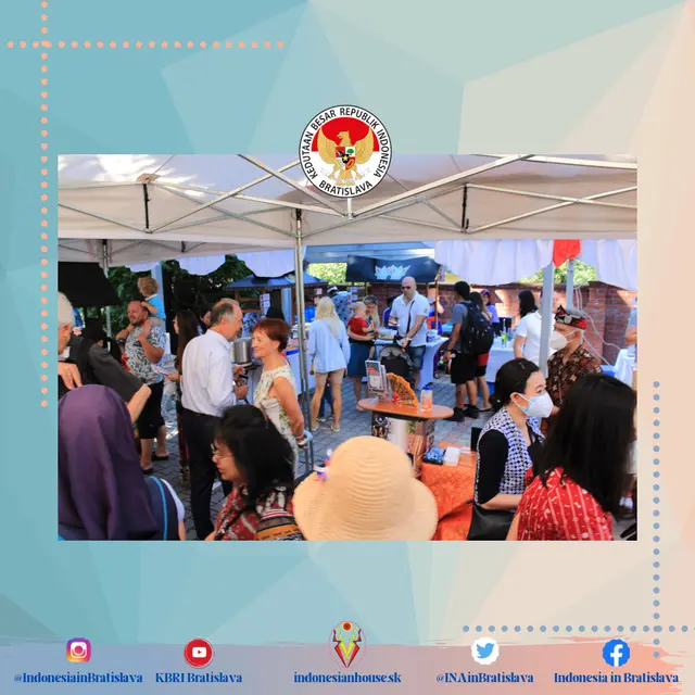 KBRI Bratislava menggelar bazaar dan pameran foto menjelang HUT RI ke-76. (Dok: Kemlu RI)