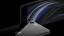 Apple Rilis iPhone SE 2020: Wujud iPhone SE (2020). Apple resmi merilis smartphone terbaru mereka, yakni iPhone SE (2020). (Handout/Apple Inc./AFP)