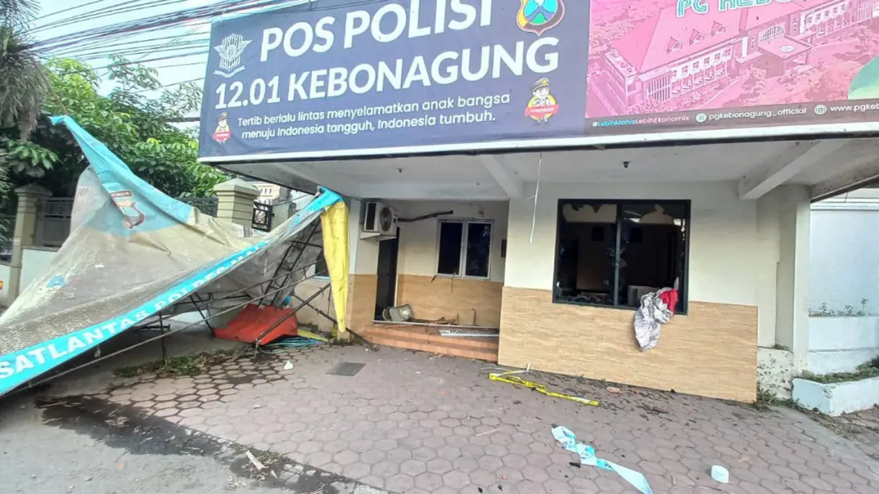 Kondisi Pos Polisi Kebonagung, Kabupaten Malang pada Senin, 1 September 2025 pasca perusakan massa