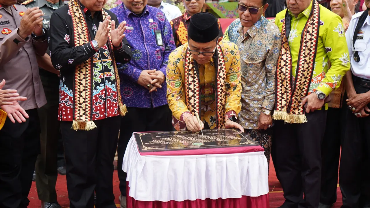 Peresmian Kampung Tunggal Warga sebagai Kampung Sadar Kerukunan di Tulang Bawang, Lampung . Foto : (Liputan6.com/Ardi).
