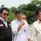 Menteri Sosial mendampingi Jusuf Kalla dalam kunjungan kerja di Sulawesi Selatan.
