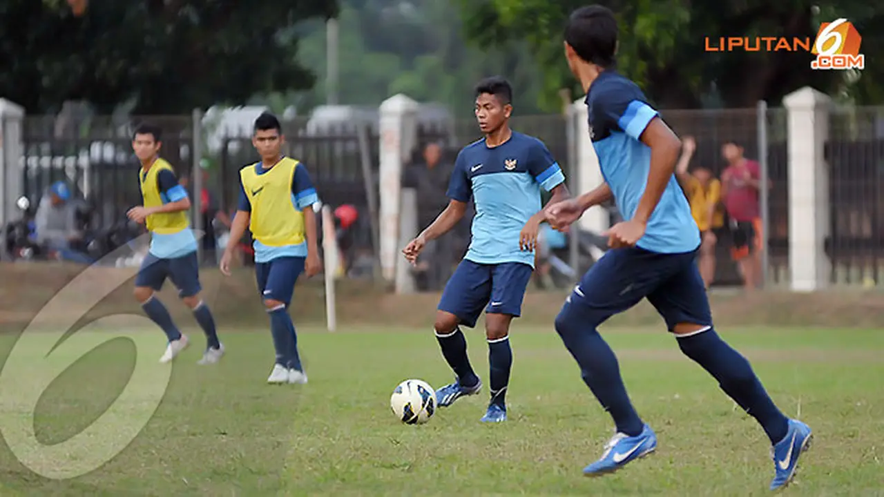 gallery-bola-1-131010a.jpg