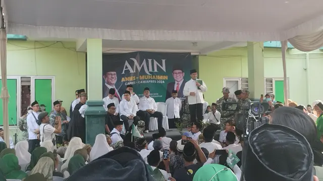 Anies Baswedan Kunjungi Ponpes Mamba'ul Ma'arif Denanyar, Jombang