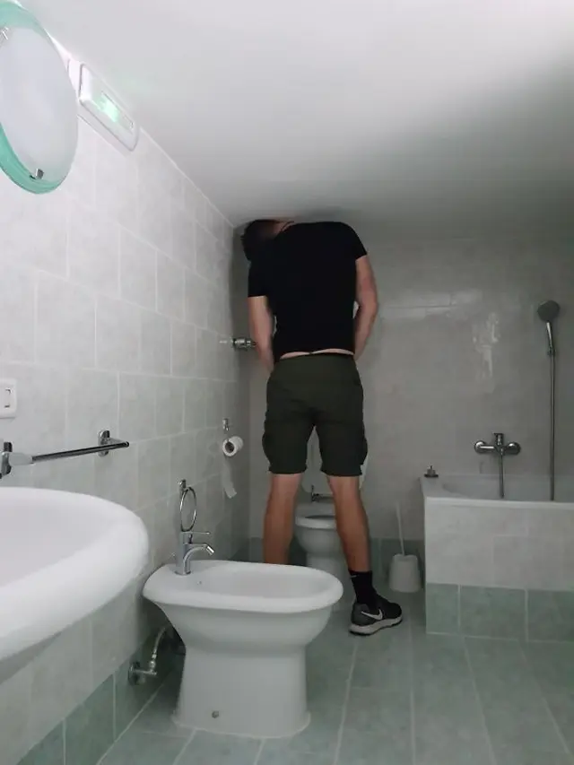 derita orang bertubuh tinggi (foto: boredpanda)
