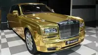 Rolls Royce Emas Disulap Jadi Taksi? (Foto: Carscoops)