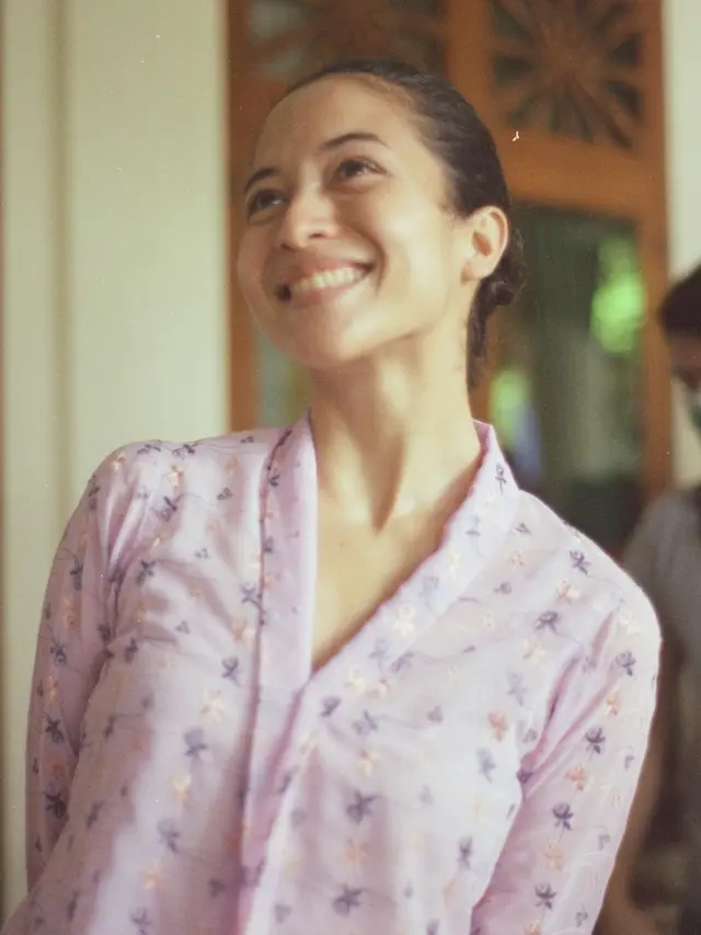 8 Padu Padan Kebaya Kartini Dari Dian Sastrowardoyo, Raline Shah, dan Wulan Guritno, Tampilkan Pesona Khas Perempuan Indonesia