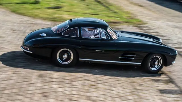 Mercedes-Benz 300Sl Gullwing
