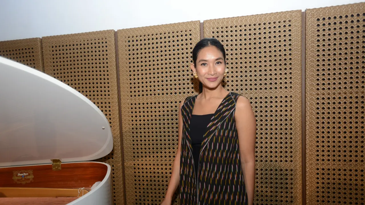 [Bintang] Happy Salma