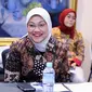 Menteri Ketenagakerjaan, Ida Fauziyah saat mengunjungi perusahaan industri di Nagoya, Jepang, Senin (6/11/2023).