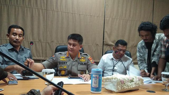 Polisi dalami peran admin medsos Makassar Info terkait kasus penyebaran berita hoaks penculikan anak di Makassar (Liputan6.com/ Eka Hakim)