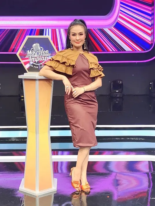 Iis Dahlia (Instagram/isdadahlia)