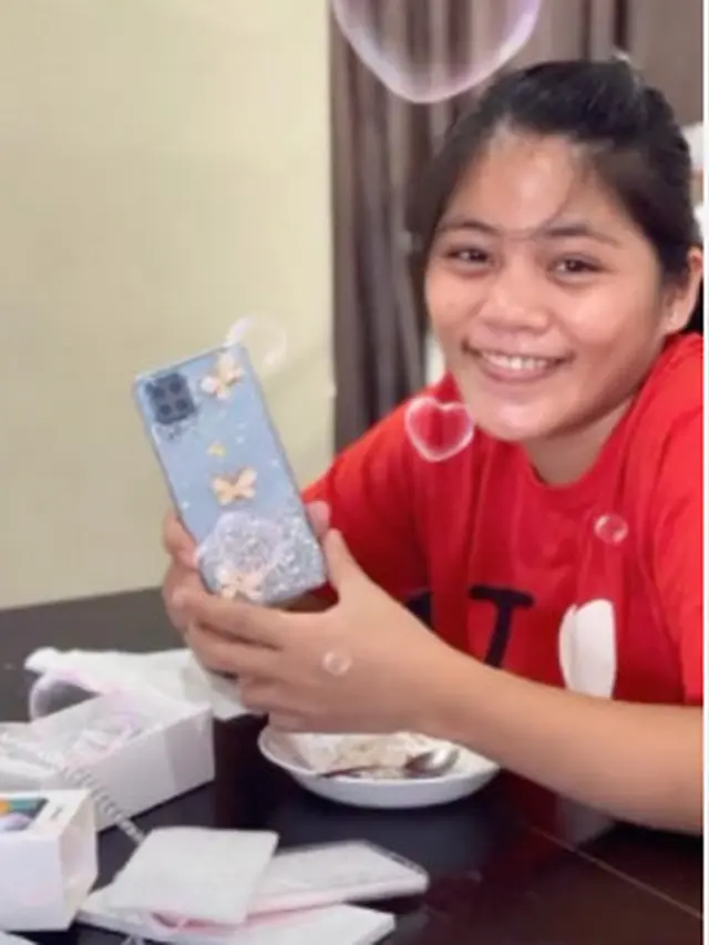 Viral ART Dapat Kado Handphone Baru dari Majikan, Agar Bisa Main TikTok