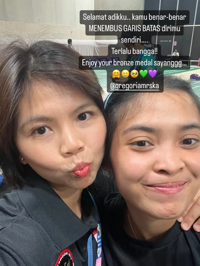 7 Potret Greysia Polii Beri Dukungan di Olimpiade Paris, Seru Ajak Buah Hati