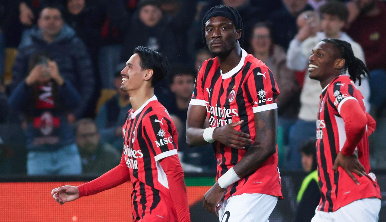 AC Milan tampil perkasa untuk menggilas tuan rumah Udinese pada lanjutan Liga Italia di Bluenergy Stadium, Sabtu (12/4/2025) dini hari WIB. (Andrea Bressanutti/LaPresse via AP)