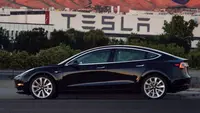 Tesla Kembali Jadi Raja Mobil Listrik Dunia