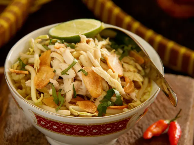 Resep Praktis Soto Ayam Kuah Santan Lifestyle Fimela Com