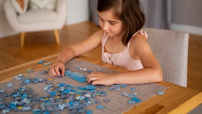 Manfaat Puzzle untuk Perkembangan Kognitif Anak