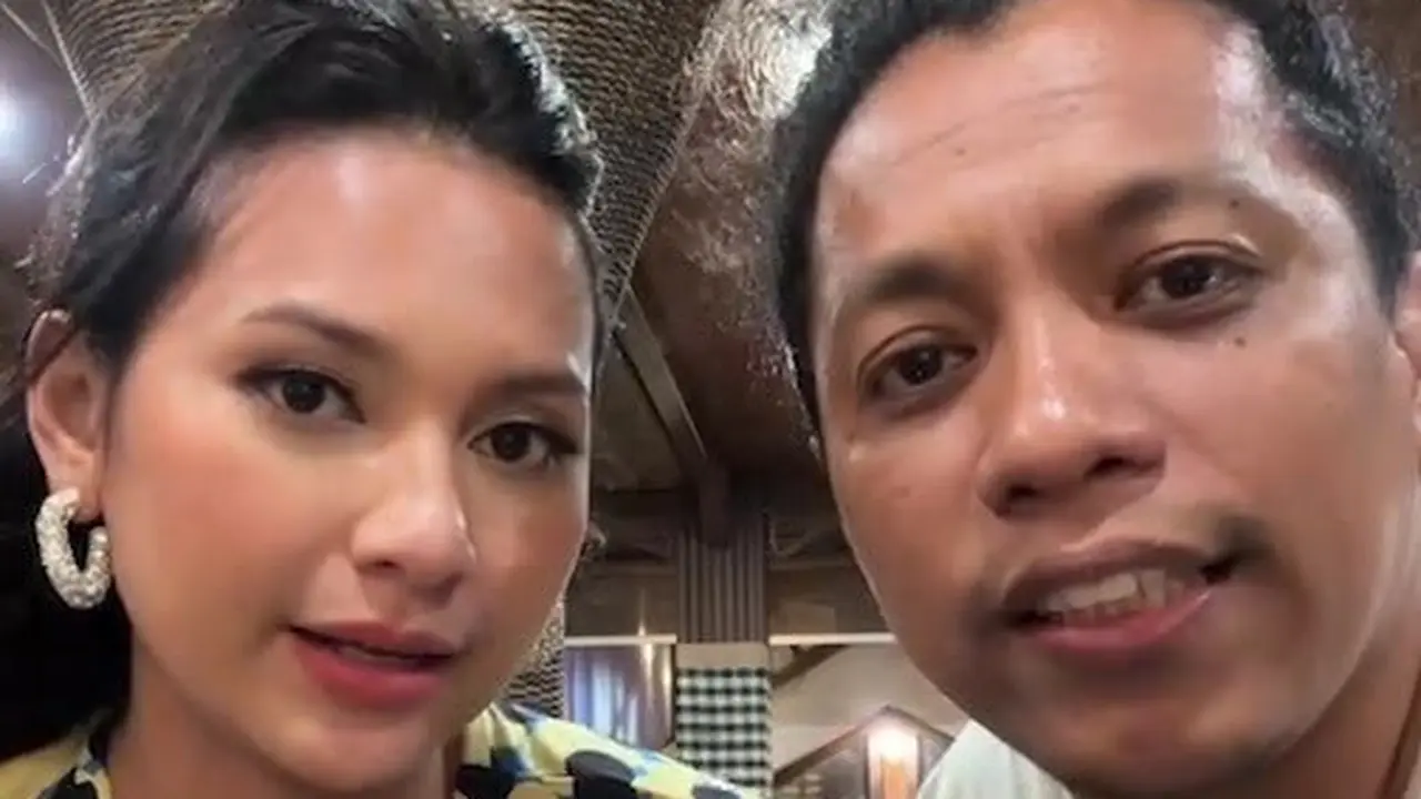 7 Momen Indah Permatasari Dinner Bereng Suami di Momen Ulang Tahun, Tampil Menawan