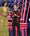 Lewat film terbarunya yang berjudul Spider-Man: Homecoming, aktor tampan Tom Holland semakin menjadi daya tarik para penggemarnya. Namun kali ini Tom diisukan dengan Zendaya Coleman, benarkah? (AFP/Bintang.com)