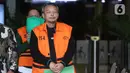 I Wayan Eka Mariarta merupakan tersangka kasus dugaan suap terkait pengurusan eksekusi sengketa lahan di Tapos, Depok, Jawa Barat. Tampak dalam foto, tersangka kasus dugaan korupsi sengketa lahan, I Wayan Eka Mariarta, usai menjalani pemeriksaan lanjutan di Gedung Merah Putih Komisi Pemberantasan Korupsi (KPK), Jakarta, Selasa (5/5/2026). (Liputan6.com/Helmi Fithriansyah)