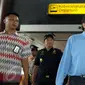 Menko Kemaritiman, Rizal Ramli, melakukan inspeksi mendadak ke Bandara Soekarno Hatta, Tangerang, Banten, Senin (25/4). Sidak dilakukan untuk mensosialisasikan bahwa Indonesia memberikan fasilitas bebas visa kepada 169 negara (Liputan6.com/Helmi Afandi)