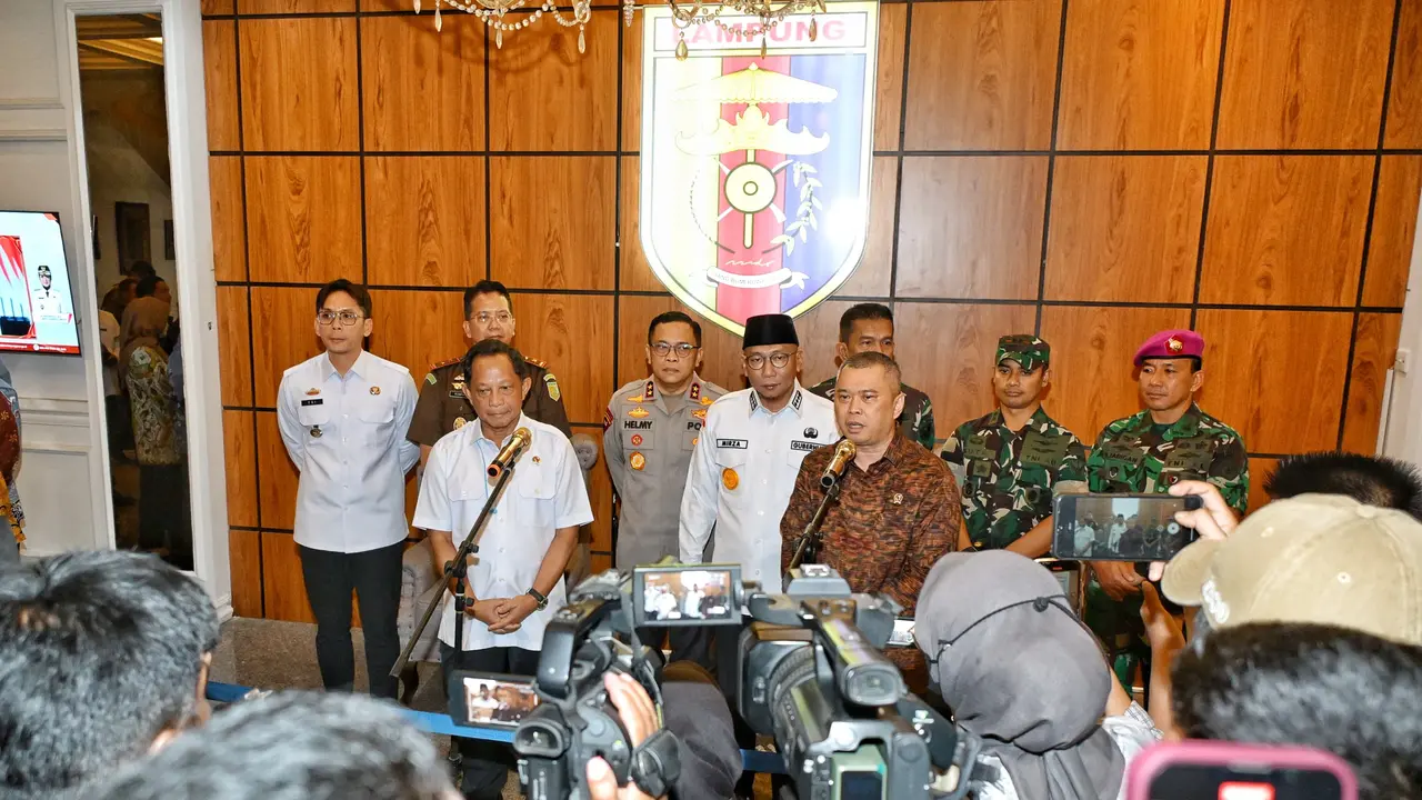 Menteri Perhubungan Dudy Purwagandhi